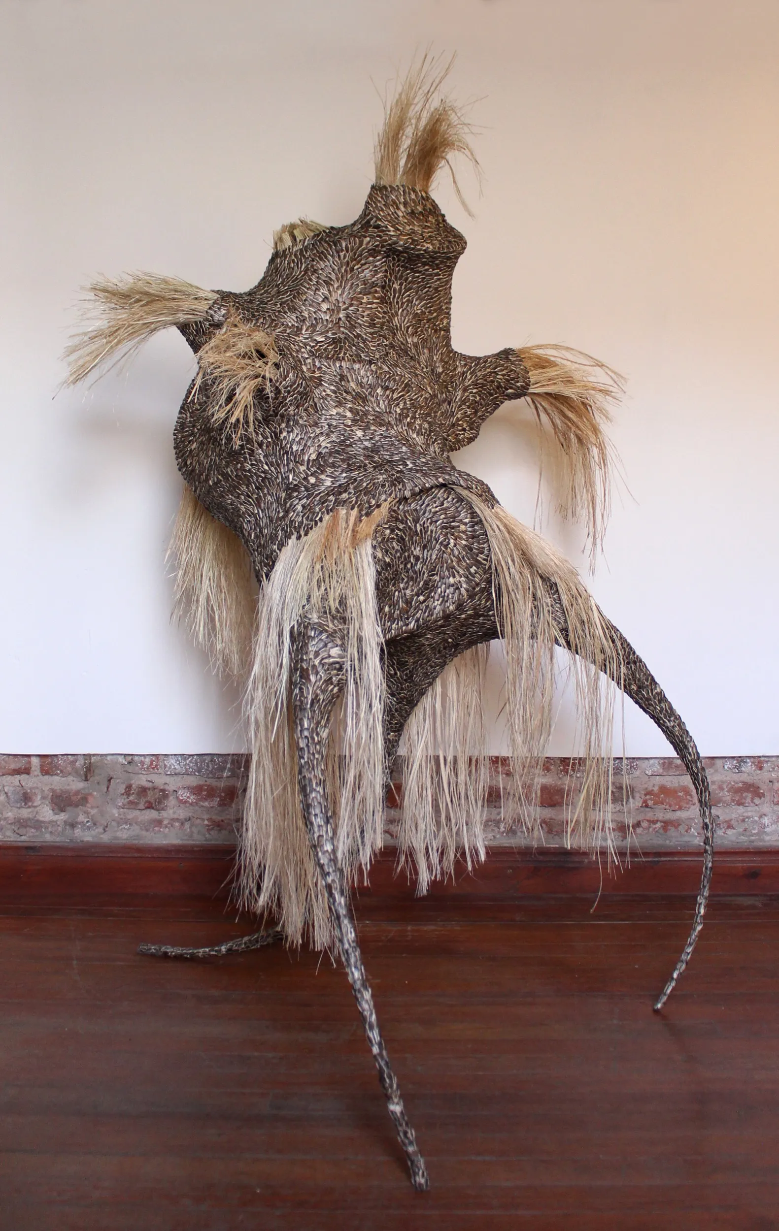 Androide Autóctono, escultura de Luciana Fernández