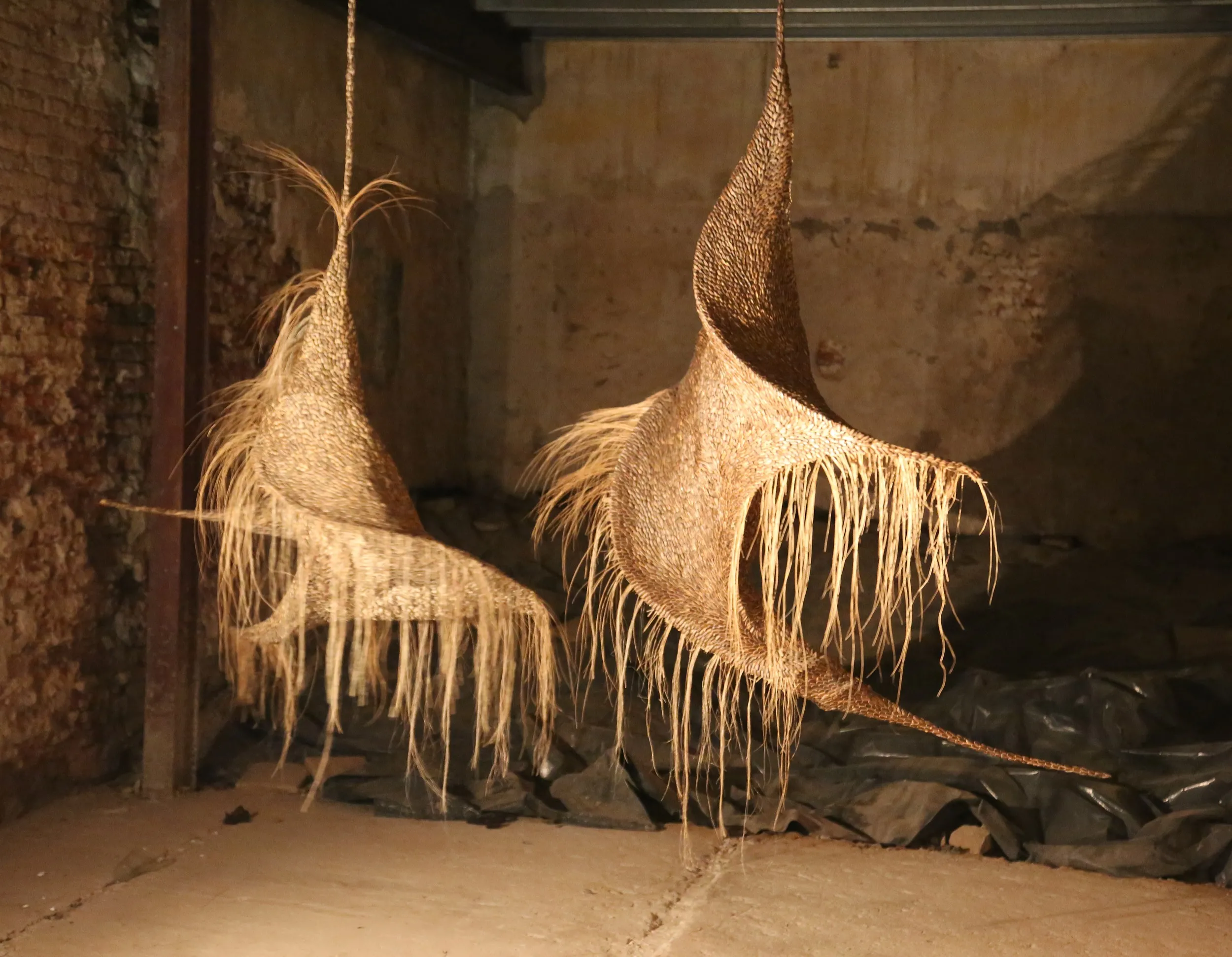 Asincronía, escultura de Luciana Fernández